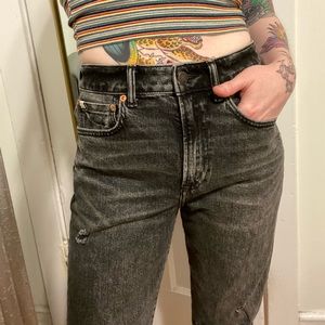 AE77 black destroyed mom jean